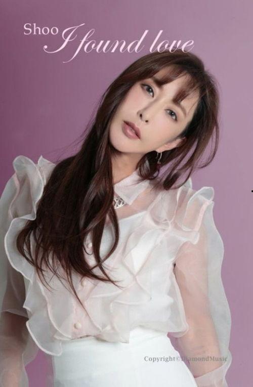 韩国女明星的最新动态爆料,揭秘明星私生活幕后花絮！