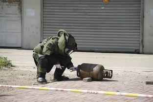 炮弹专家在线观看免费,揭秘战争背后的神秘力量