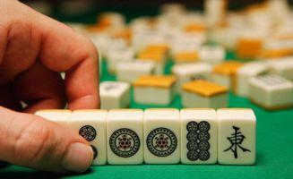 网红吃瓜打麻将,娱乐生活新风尚