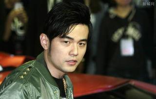 周杰伦爆料导演是谁啊视频,爆料导演身份大揭秘！