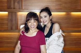 陈彦妃爆料妈妈离世视频,泪洒镜头，回忆与母爱的永恒