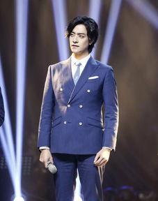 杨超越爆料郑云龙视频,揭秘娱乐圈幕后真相