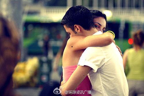 热情拥抱在线观看,在线观看，感受真挚情感的力量