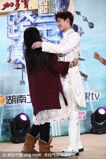 热情拥抱在线观看,在线观看，感受真挚情感的力量